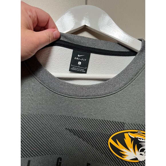 Nike Team Issue Missouri Tigers Soft Shell Sweater - Size L - Picture 3 of 4